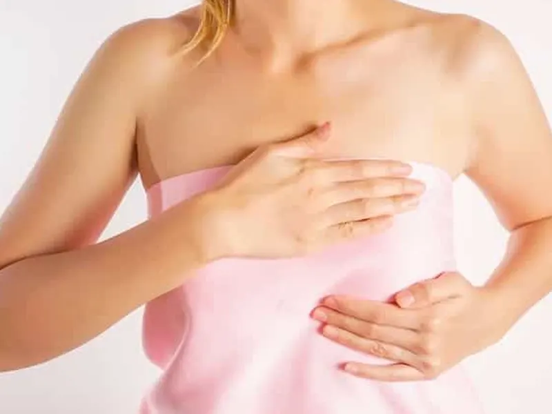 پایین بودن سینه بعد از پروتز سینه